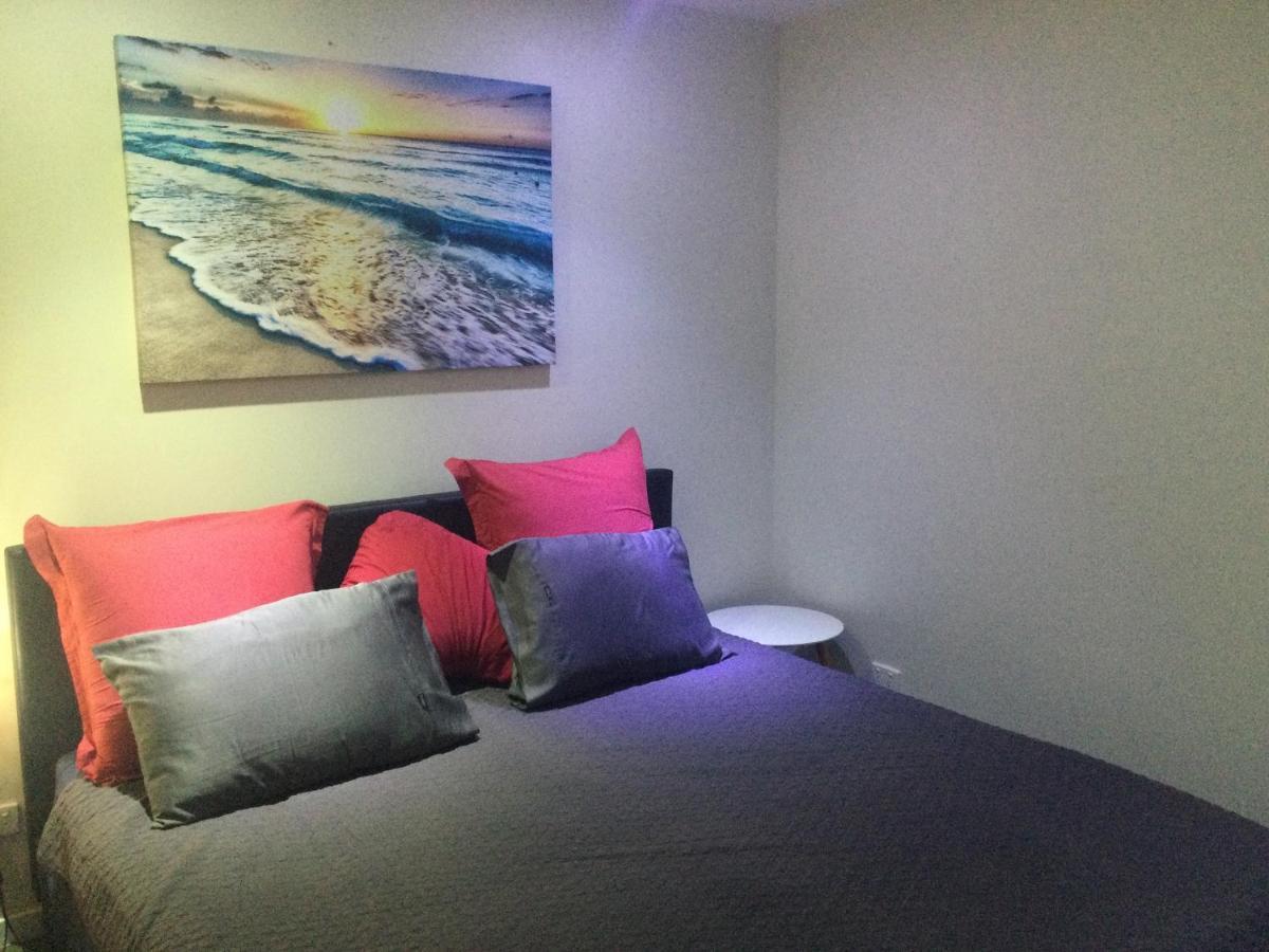 Southport-Dandar Apartment Гоулд Коуст Екстериор снимка